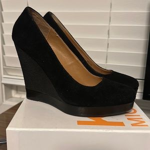 Michael Kors black suede wedges size 7
